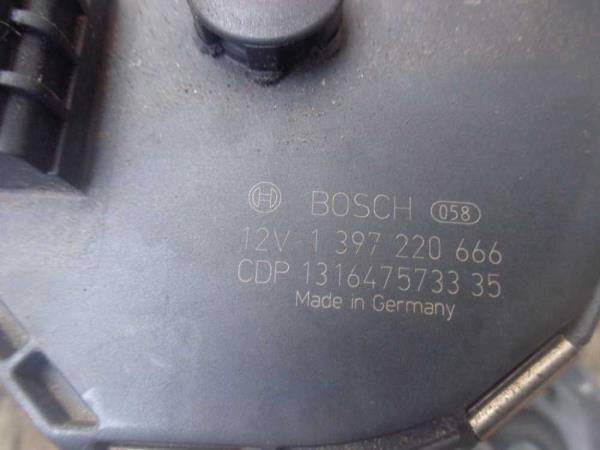 MOTEUR D ESSUIE GLACE MERCEDES CLASSE C W204  2011-2014 - Vue 2